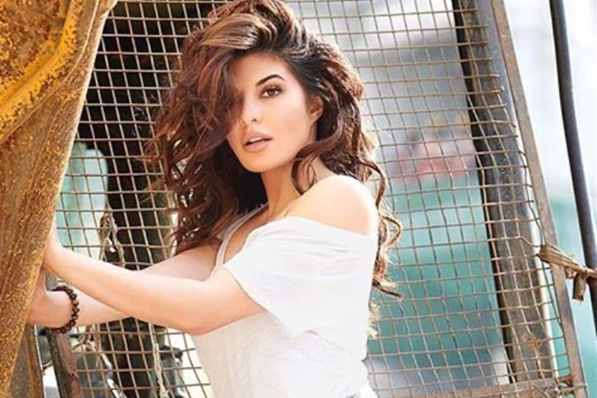 Jacqueline Fernandez appears before police in Rs. 200 crore extortion case